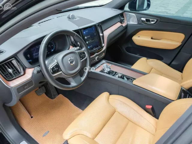 Volvo XC60 B6 Ultimate Bright 2024 8