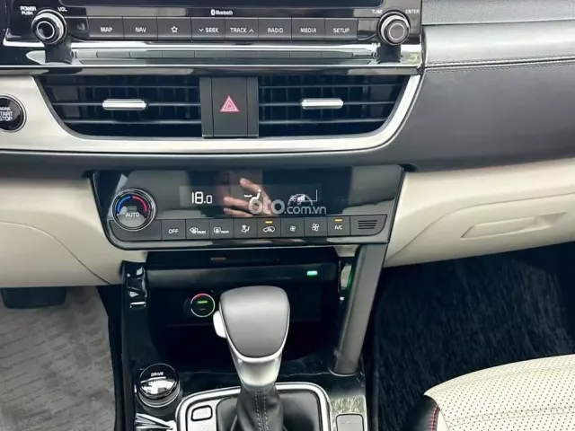 Kia Seltos 1.4 Premium 2023 10