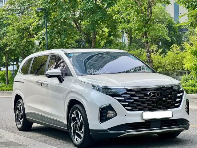 Hyundai Custin 2.0T-GDi Cao cấp 2023
