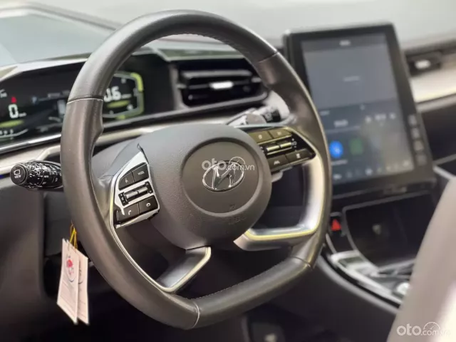 Hyundai Custin 2.0T-GDi Cao cấp 2023 14