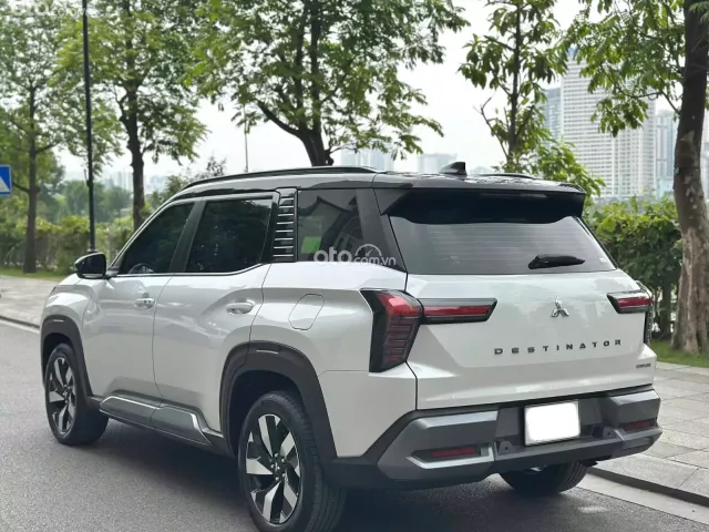 Mitsubishi Destinator 2025 5