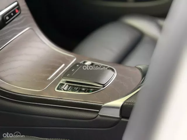 Mercedes-Benz GLC 200 4Matic 2021 24