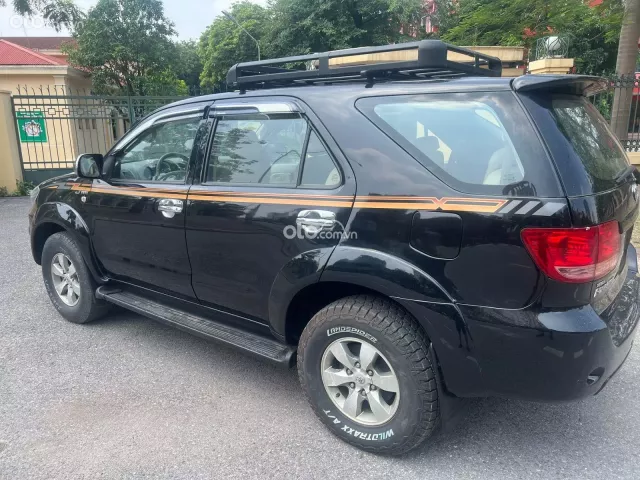 Toyota Fortuner 2.7 V 4X2 AT 2008 5