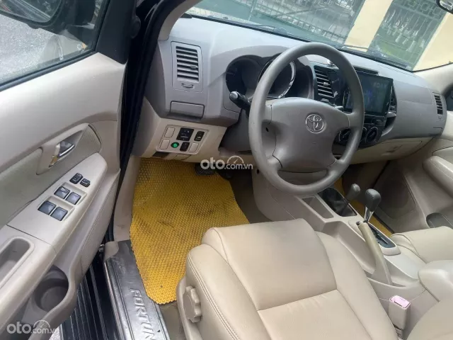Toyota Fortuner 2.7 V 4X2 AT 2008 6