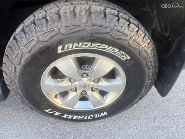 Toyota Fortuner 2.7 V 4X2 AT 2008 12
