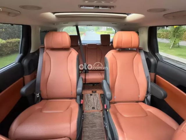 Kia Carnival 2.2D Signature 2023 9
