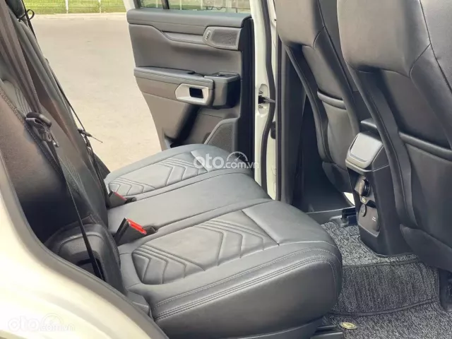 Ford Everest Ambiente 2.0 AT 4x2 2022 14