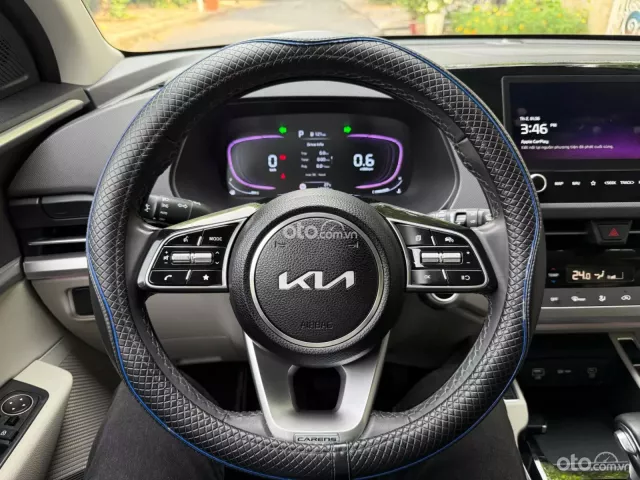 Kia Carens 1.5L Luxury 2025 16