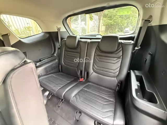 Kia Carens 1.5L Luxury 2025 13