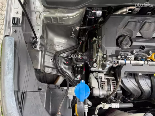 Kia Carens 1.5L Luxury 2025 22