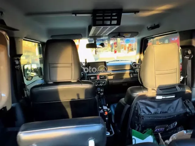 Suzuki Jimny 2025