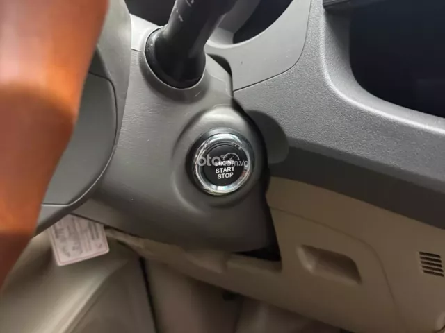 Toyota Fortuner 2.7 V 4X4 AT 2009 11