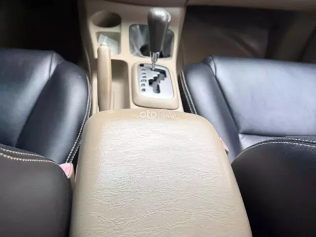 Toyota Fortuner 2.7 V 4X4 AT 2009 14