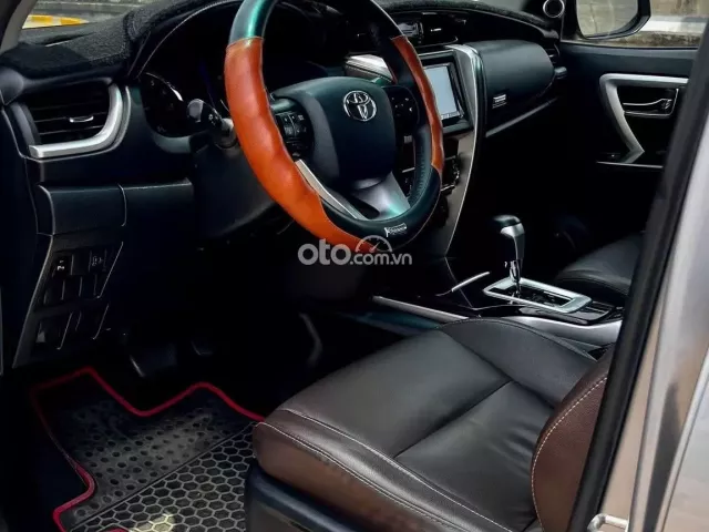 Toyota Fortuner 2017 5