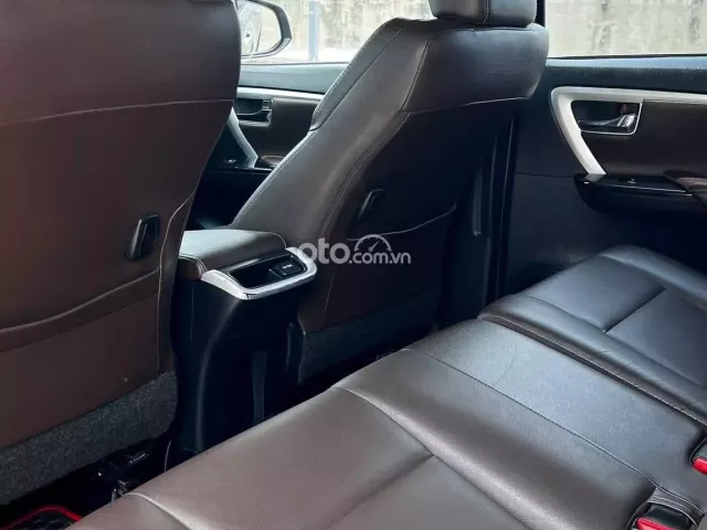 Toyota Fortuner 2017 7