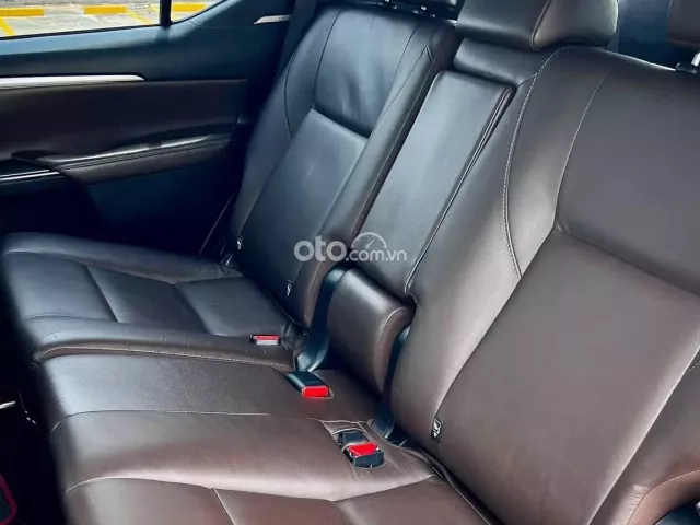 Toyota Fortuner 2017 8