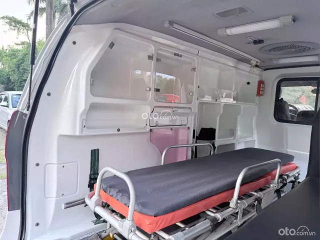 Hyundai Grand Starex 2.5 MT 2017 14