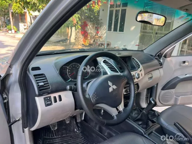 Mitsubishi Triton 2009 8