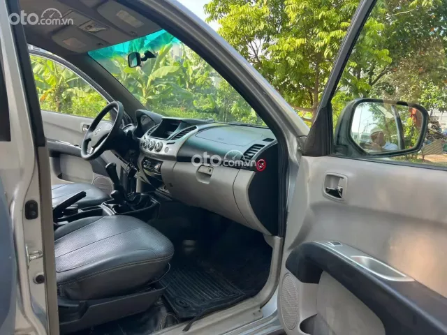 Mitsubishi Triton 2009 14