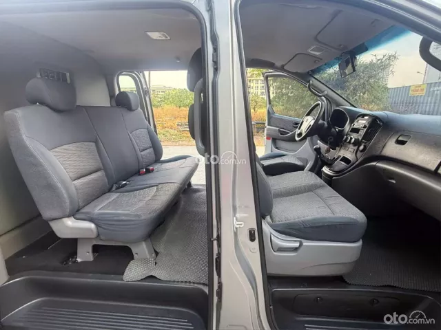 Hyundai Starex 2014 12