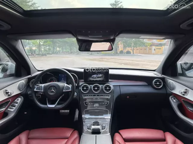 Mercedes-Benz C300 AMG 2016 10