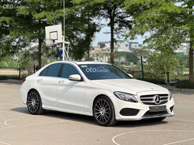 Mercedes-Benz C300 AMG 2016 7