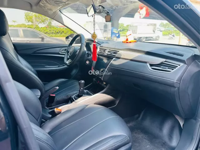 MG 5 1.5L MT 2024 4