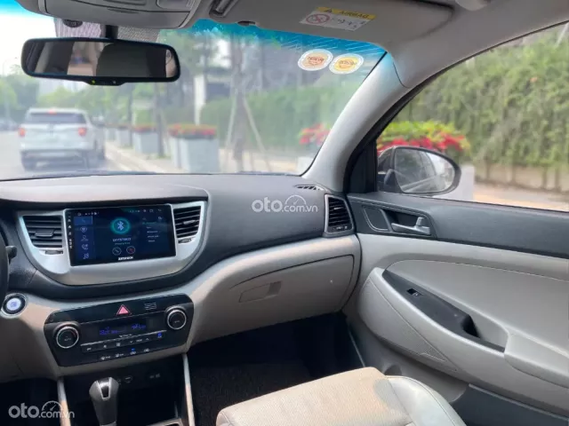 Hyundai Tucson 2.0 Đặc biệt 2016 10