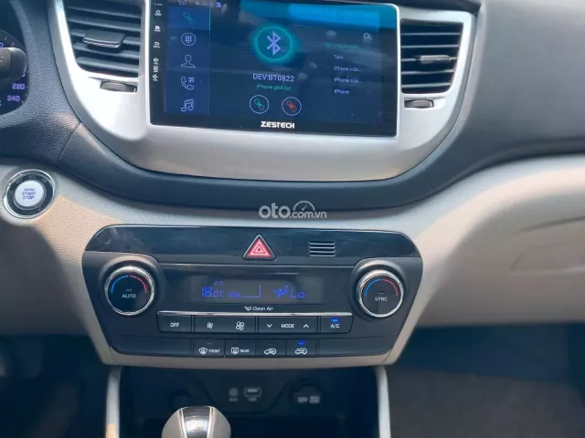 Hyundai Tucson 2.0 Đặc biệt 2016 11