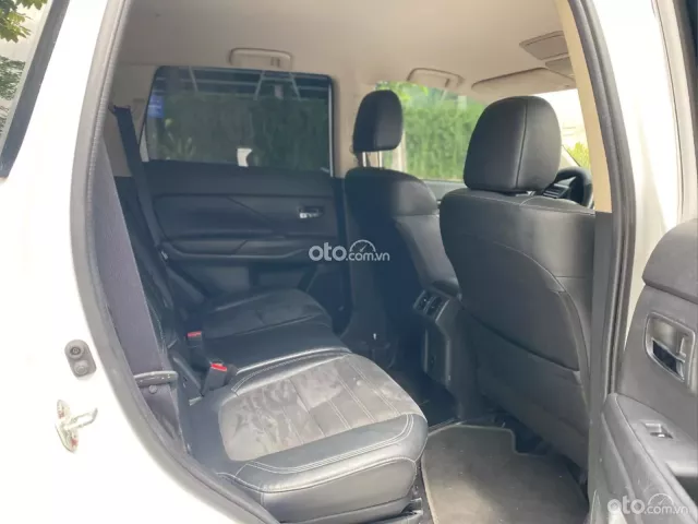Mitsubishi Outlander 2.0 CVT 2022 11