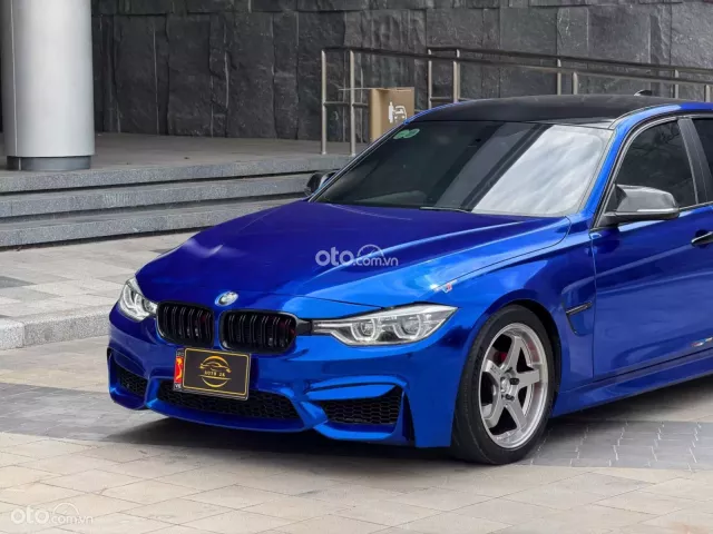 BMW 320i M Sport 2012 3