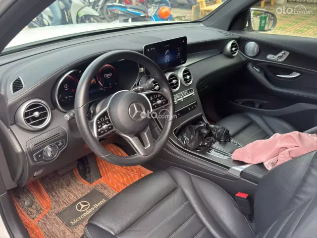 Mercedes GLC300 4matic 2020 cực đẹp