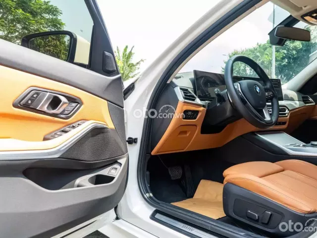 BMW 320i Sport Line 2025 6