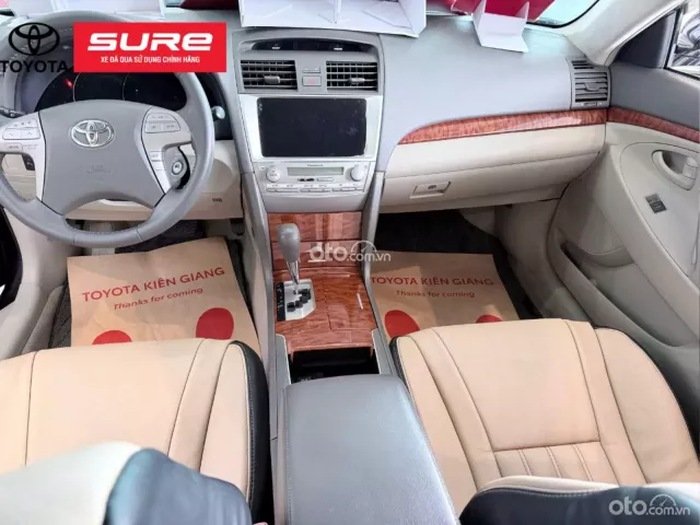 Toyota Camry 2.4G 2011 10