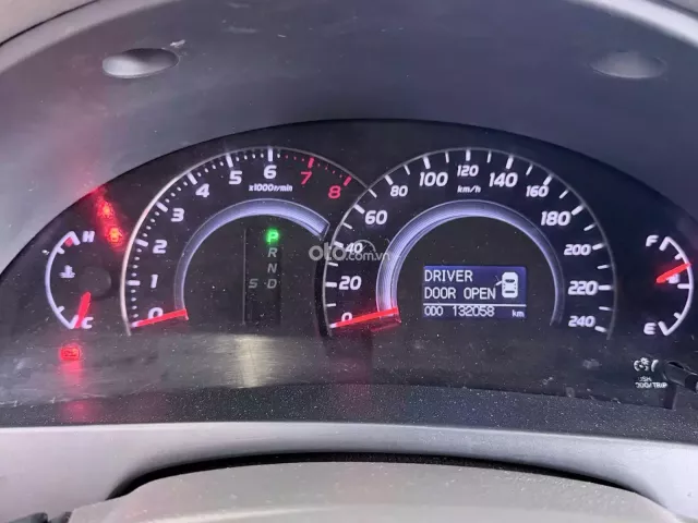 Toyota Camry 2.4G 2011 12