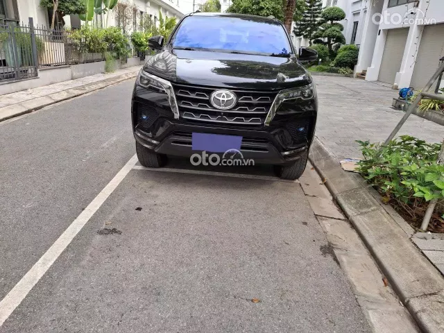 Toyota Fortuner 2.4 AT 4x2 Legender 2022 2