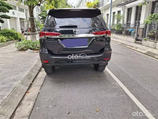 Toyota Fortuner 2.4 AT 4x2 Legender 2022 5