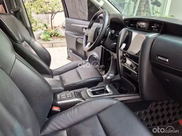 Toyota Fortuner 2.4 AT 4x2 Legender 2022 13