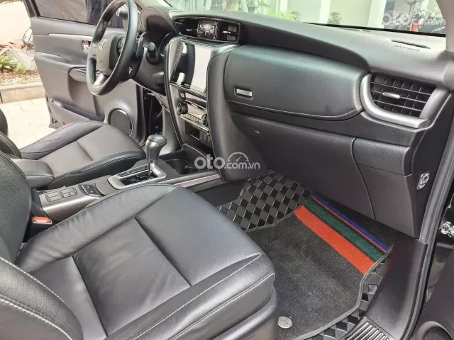 Toyota Fortuner 2.4 AT 4x2 Legender 2022 16