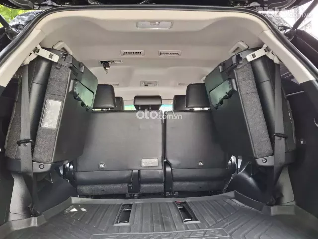 Toyota Fortuner 2.4 AT 4x2 Legender 2022 19