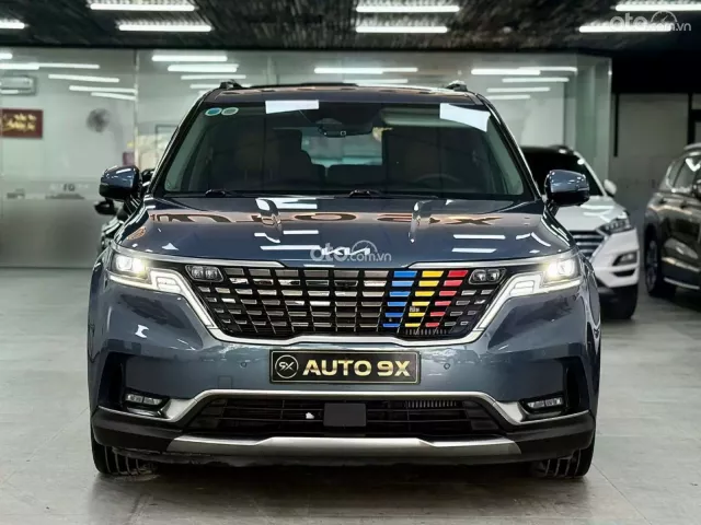 Kia Carnival 2.2D Signature 2022