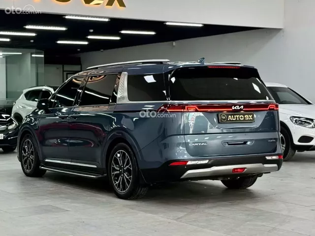 Kia Carnival 2.2D Signature 2022 4