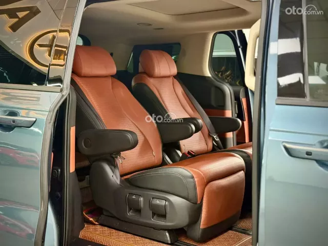 Kia Carnival 2.2D Signature 2022 20