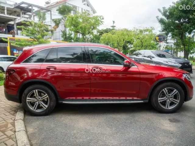 Mercedes GLC200 2021 đỏ limited siêu lướt cực đẹp