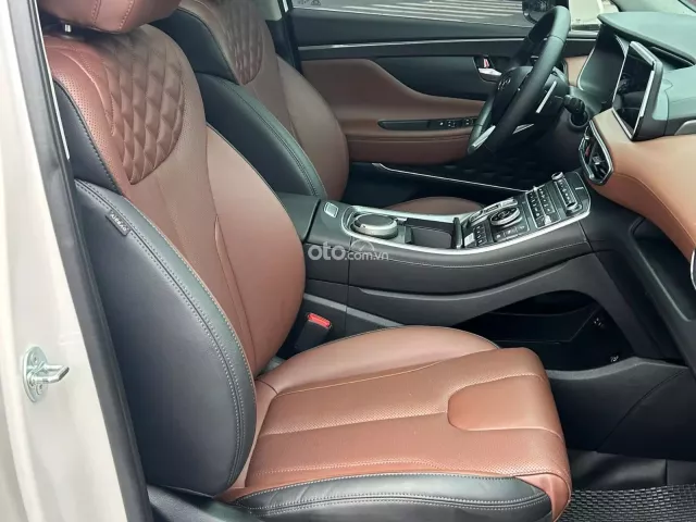 Hyundai Santa Fe 2.2 Dầu Cao cấp 2024 10