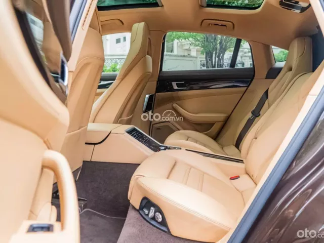 Porsche Panamera 3.0 V6 2018 22