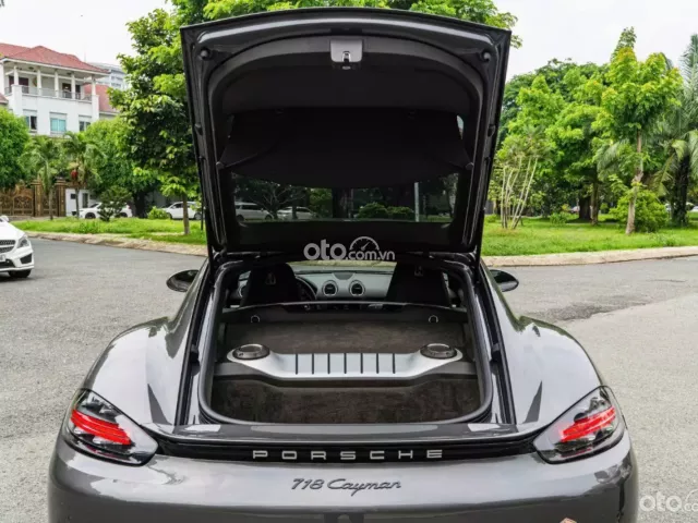 Porsche 718 cayman 2021 24