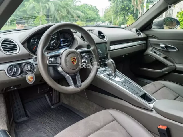 Porsche 718 cayman 2021 18