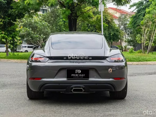 Porsche 718 cayman 2021 9