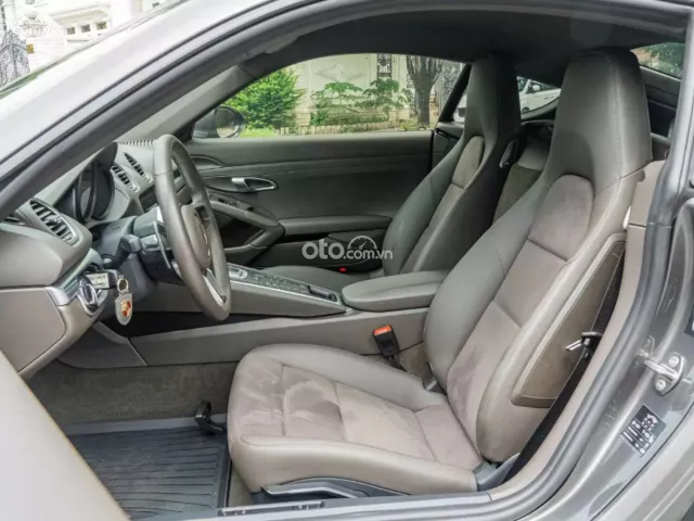 Porsche 718 cayman 2021 21